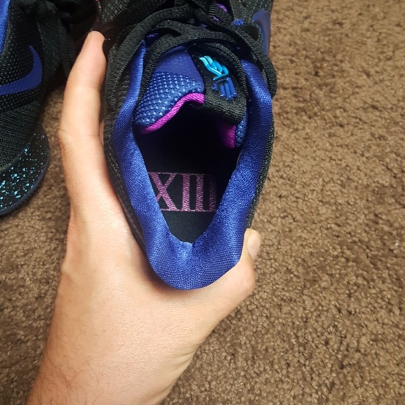 Nike KYRIE flip the switch gs kids sneakers shoes - Picture 8 of 8